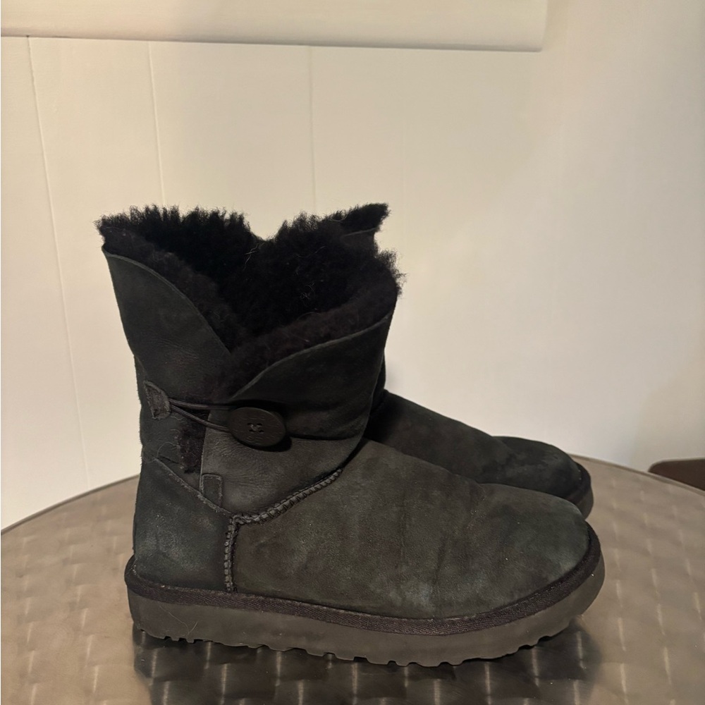 UGG Black Sheepskin Button-Accent Winter Boots